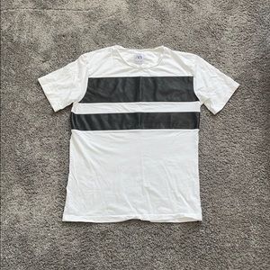 ZARA faux leather striped t-shirt!!❤️